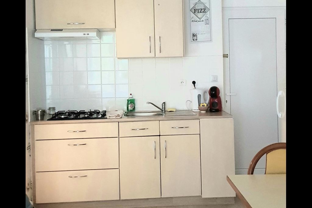 2-pieces-1-a-6-personnes-residence-hermitage-saint-nectaire