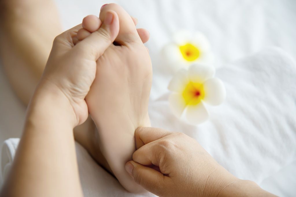 massage-reflexologie-plantaire-residence-hermitage